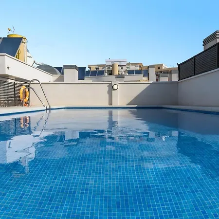 -malagasunapts- Modern Citycentre Pool&parking Malaga