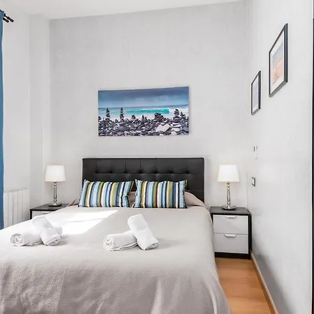 -malagasunapts- Modern Citycentre Pool&parking * Malaga