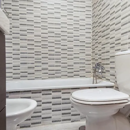 Apartment -malagasunapts- Modern Citycentre Pool&parking