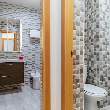-malagasunapts- Modern Citycentre Pool&parking Apartment *